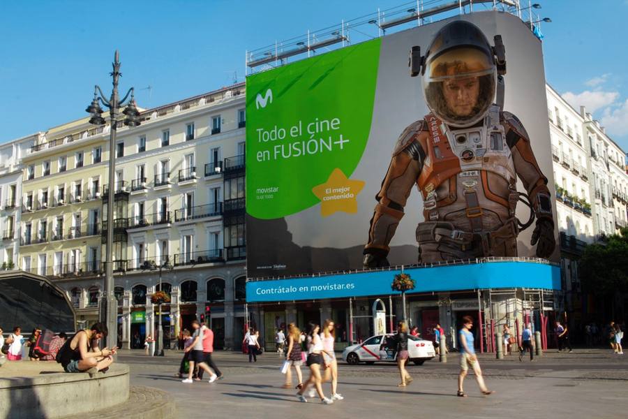 Vía pública Movistar — Todo el cine en Fusión+